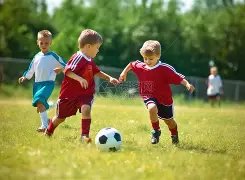 詹姆斯深情,拥抱曾遭其,撞到的工作,星空体育官网,星空体育下载,星空体育平台,星空体育网页版,星空体育官方